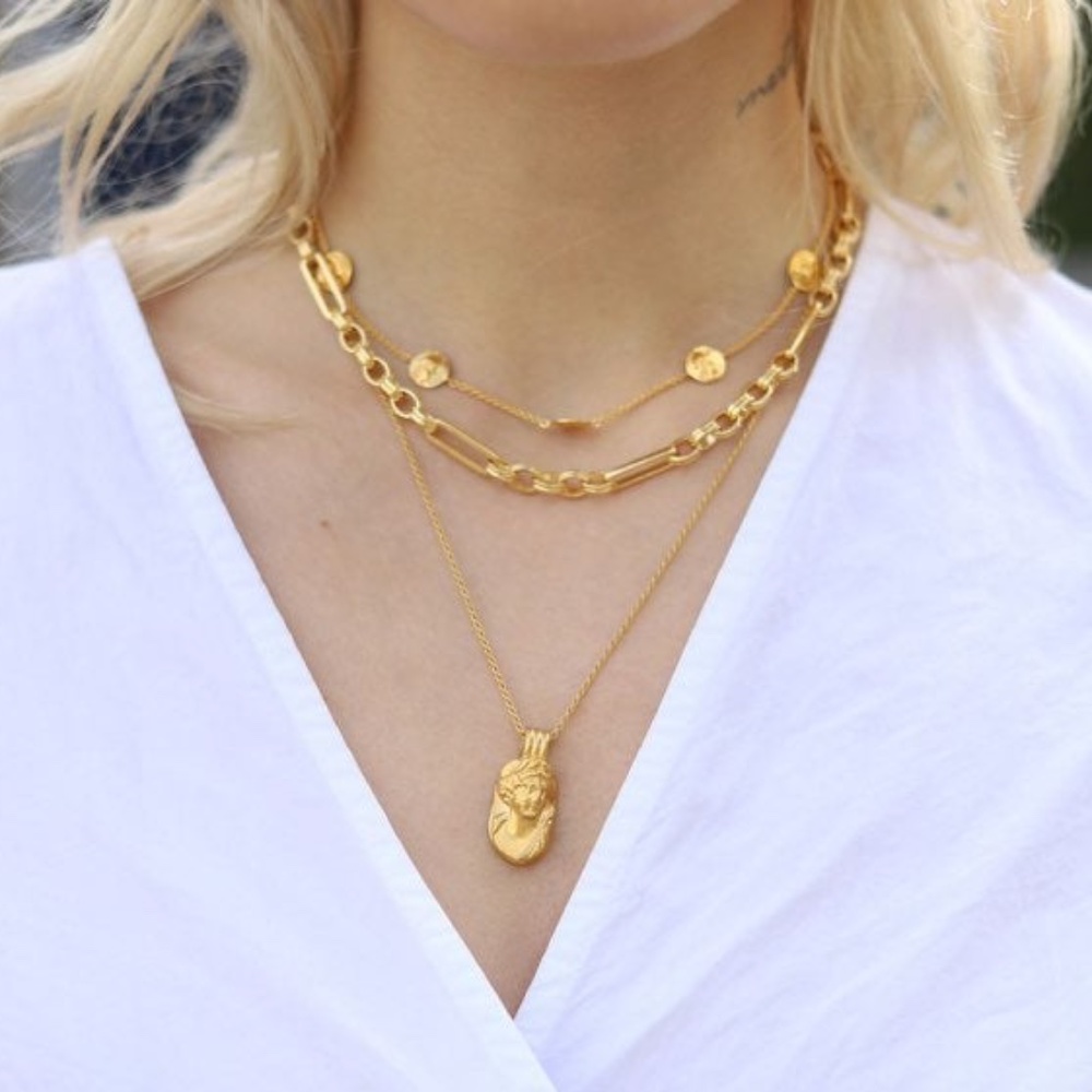 Missoma Lucy Williams Gold Large Cameo Necklace